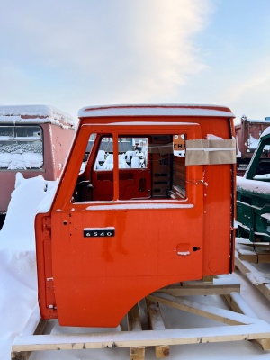 Каркас кабины 6540 с низкой крышей без спального места (цвет оранжевый) 6540-5000014-60 